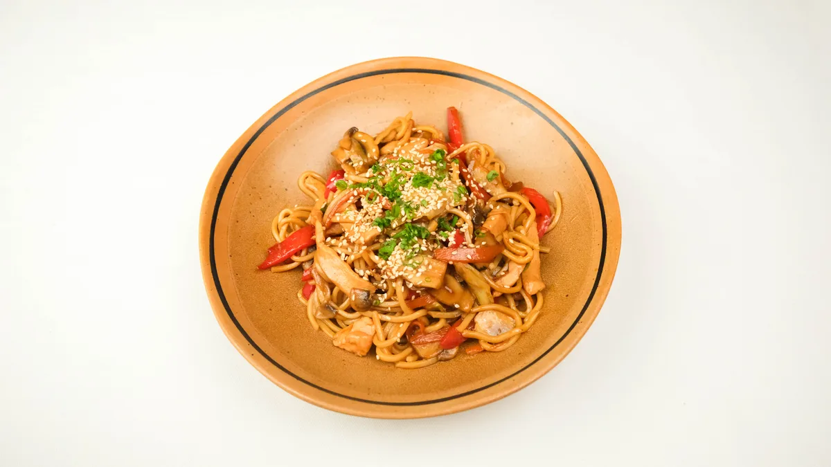 Tavuklu Noodle