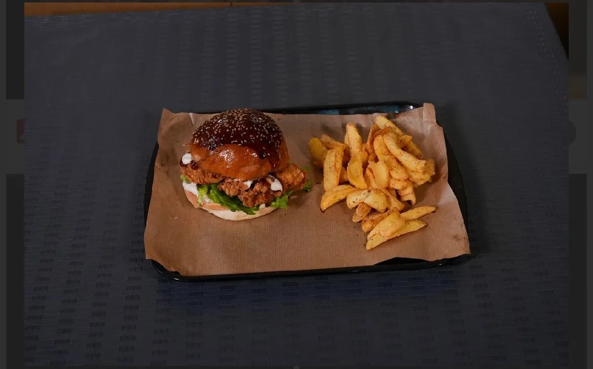 Crunchy Chicken Burger